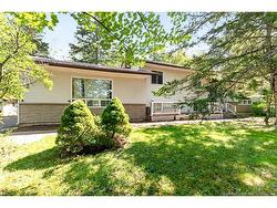 12 Havenwood CRT Moncton, NB E1A 5W6