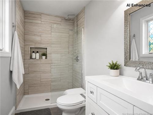 929-931 Amirault St, Dieppe, NB - Indoor Photo Showing Bathroom