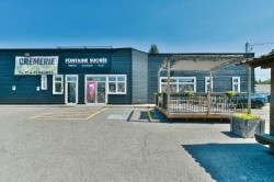 2405 Boul. Ste-Sophie  Sainte-Sophie, QC J5J 1R1
