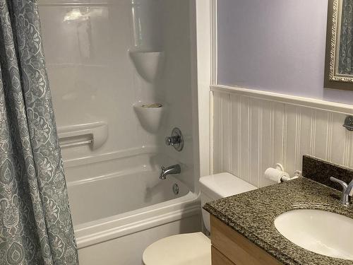15 Montery Drive, Salmon River, NS - Indoor Photo Showing Bathroom