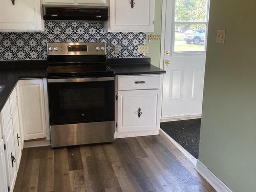 15 Montery Drive, Salmon River, NS - Indoor Photo Showing Kitchen