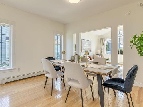 86 Stone Gate Drive, Halifax, NS - Indoor Photo Showing Dining Room