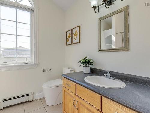 86 Stone Gate Drive, Halifax, NS - Indoor Photo Showing Bathroom