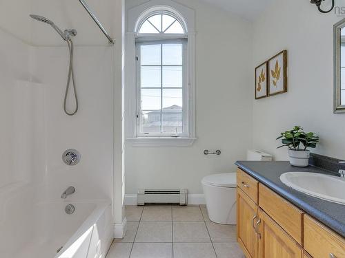 86 Stone Gate Drive, Halifax, NS - Indoor Photo Showing Bathroom