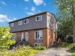 27 Armbro Lane Cole Harbour, NS B2V 1N9