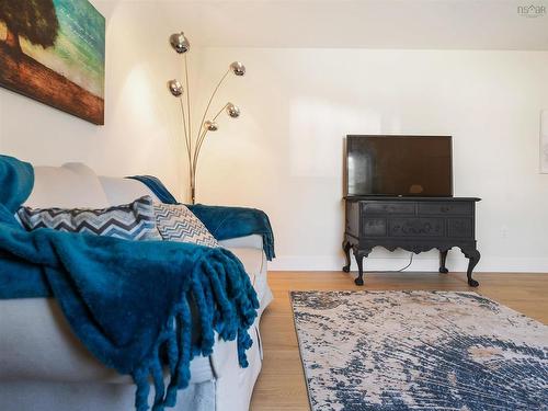 129 Jeffery Lambert, Hilden, NS - Indoor Photo Showing Bedroom