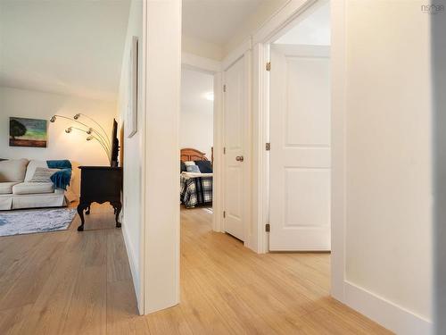 129 Jeffery Lambert, Hilden, NS - Indoor Photo Showing Other Room