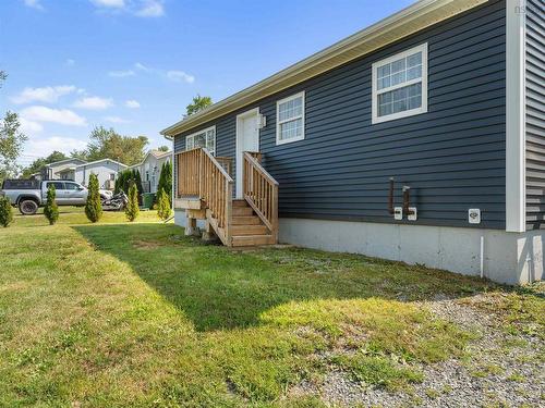 129 Jeffery Lambert, Hilden, NS - Outdoor