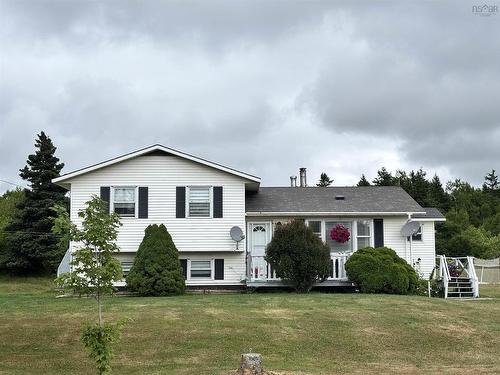 121 Pipers Lane, Inverside, NS - Outdoor With Facade