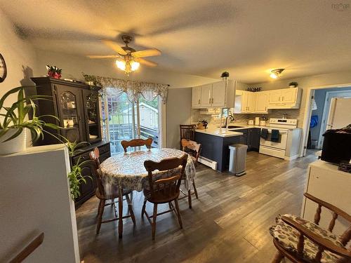 121 Pipers Lane, Inverside, NS - Indoor