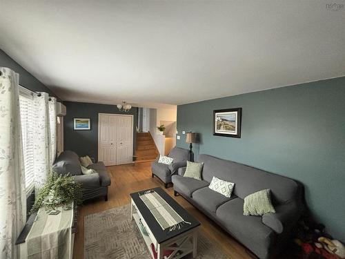 121 Pipers Lane, Inverside, NS - Indoor Photo Showing Living Room