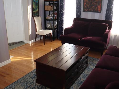 75 Bruce Drive, Lower Sackville, NS - Indoor Photo Showing Living Room
