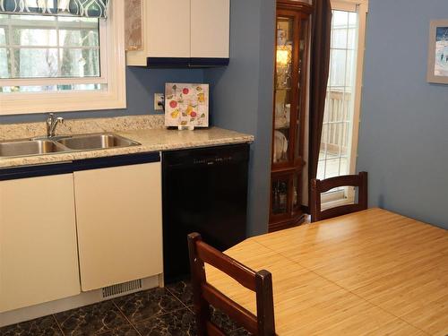 75 Bruce Drive, Lower Sackville, NS - Indoor Photo Showing Kitchen With Double Sink