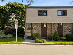 1 Forestside Crescent  Halifax, NS B3M 1M5