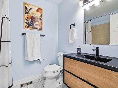 1 Forestside Crescent, Halifax, NS - Indoor Photo Showing Bathroom