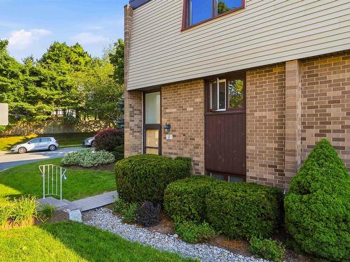 1 Forestside Crescent, Halifax, NS - Outdoor