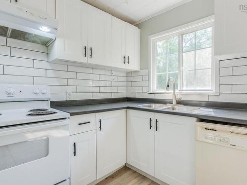 2 Minas Street, Kentville, NS - Indoor Photo Showing Kitchen With Double Sink