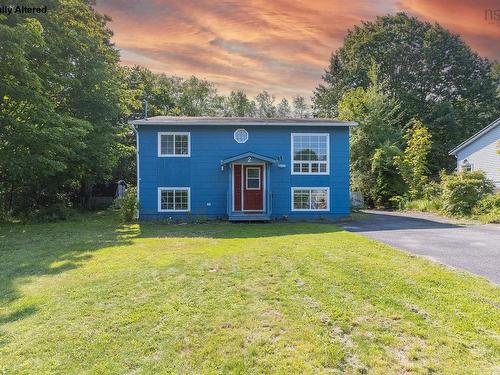 2 Minas Street, Kentville, NS - Outdoor
