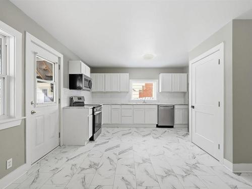56 Whitman Court, Truro, NS - Indoor Photo Showing Kitchen
