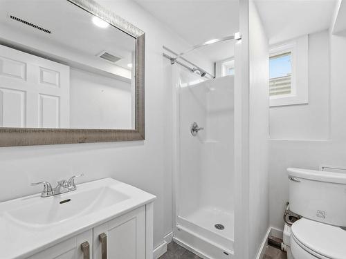 56 Whitman Court, Truro, NS - Indoor Photo Showing Bathroom