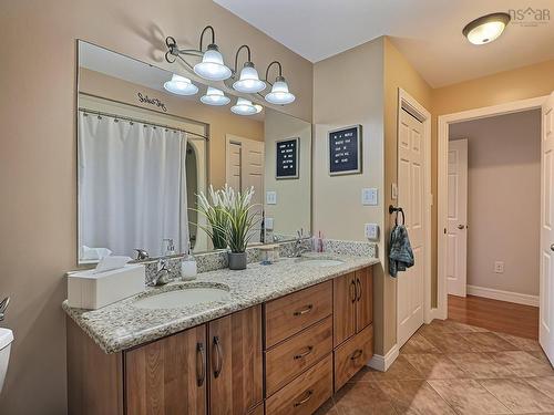 52 Regency Point Drive, Bible Hill, NS - Indoor Photo Showing Bathroom