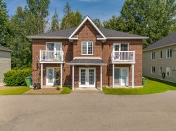 3040 Rue Principale  Saint-Zotique, QC J0P 1Z0