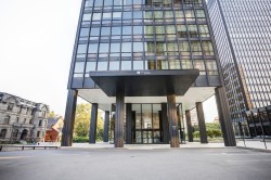 1102-2 Rue Westmount-Square Westmount, QC H3Z 2S4