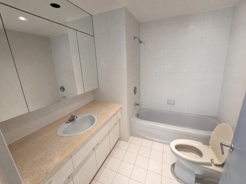Salle de bains - 1102-2 Rue Westmount-Square, Westmount, QC - Indoor Photo Showing Bathroom
