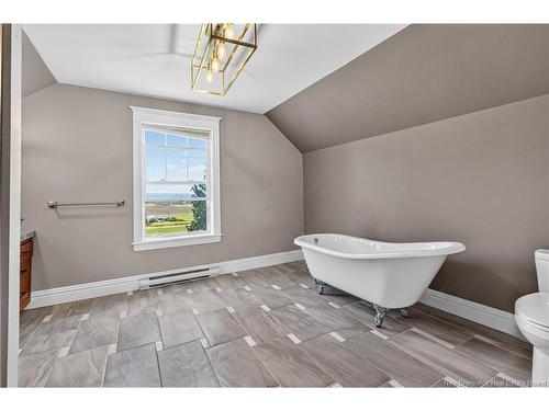 60 Lower Mountain Rd, Boundary Creek, NB 