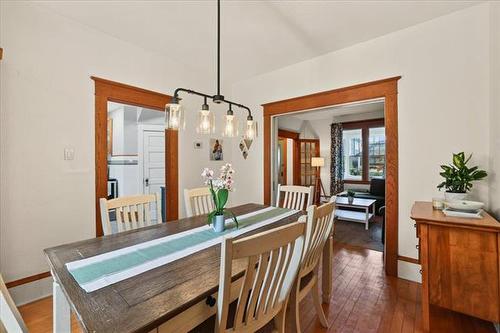 88 Martin Ave, Winnipeg, MB - Indoor Photo Showing Dining Room