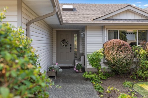 1746 White Blossom Way, Nanaimo, BC 
