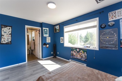 1272 Crown Pl, Comox, BC 