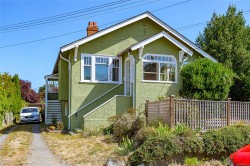 1760/62 Haultain St Victoria, BC V8R 2L2