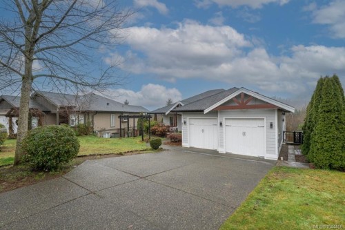 497 Poets Trail Dr, Nanaimo, BC 