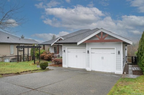 497 Poets Trail Dr, Nanaimo, BC 