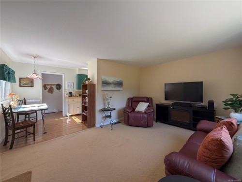 2361 Campbell River Rd, Campbell River, BC 