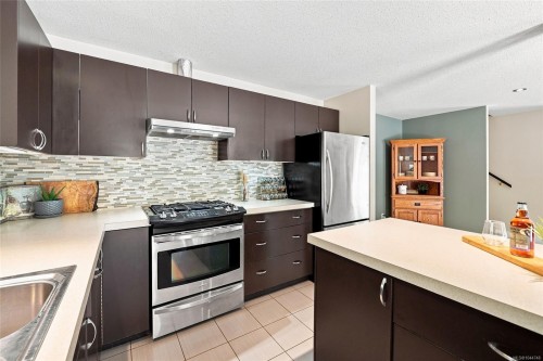 1704 Matterson Rd, Errington, BC 