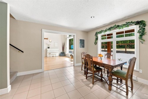 1704 Matterson Rd, Errington, BC 