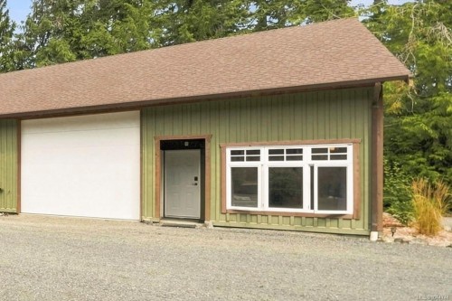 1704 Matterson Rd, Errington, BC 