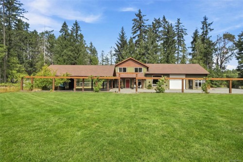 1704 Matterson Rd, Errington, BC 