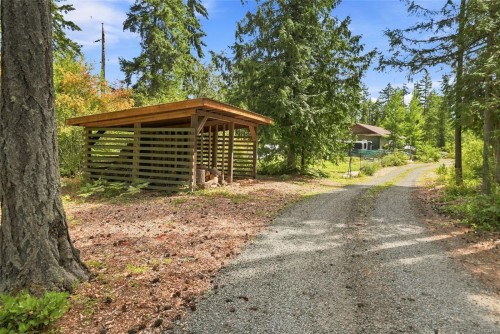 1704 Matterson Rd, Errington, BC 