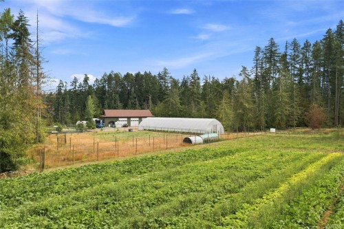 1704 Matterson Rd, Errington, BC 