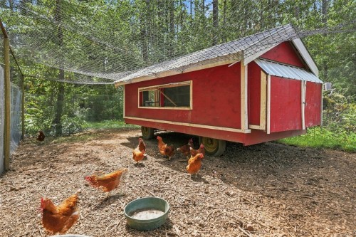 1704 Matterson Rd, Errington, BC 