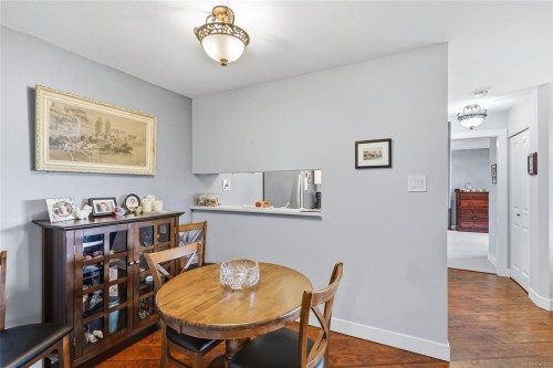 #207-4971 Songbird Pl, Nanaimo, BC - Indoor Photo Showing Dining Room