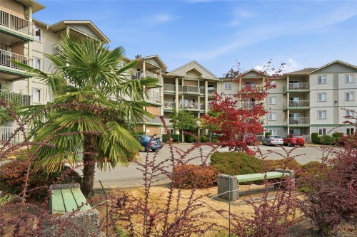 #207-4971 Songbird Pl, Nanaimo, BC - Outdoor