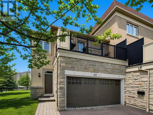 131 Robert Speck Parkway, Mississauga, ON - Outdoor