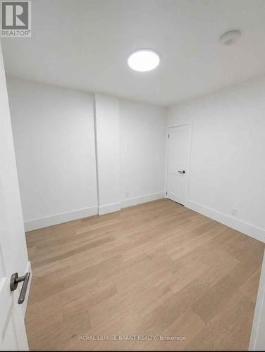 561 Wentworth Street, Hamilton, ON - Indoor Photo Showing Other Room