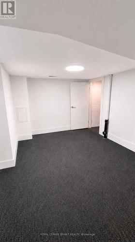 561 Wentworth Street, Hamilton, ON - Indoor