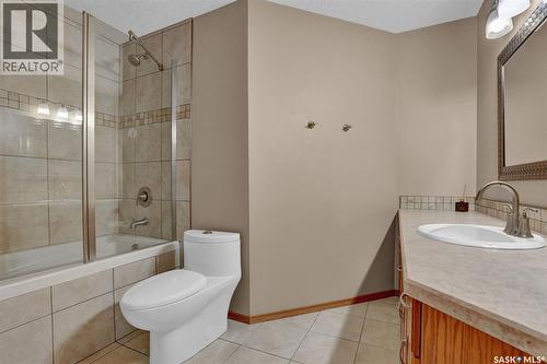 3210 Peyson Bay E, Regina, SK - Indoor Photo Showing Bathroom