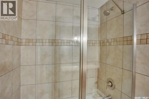 3210 Peyson Bay E, Regina, SK - Indoor Photo Showing Bathroom